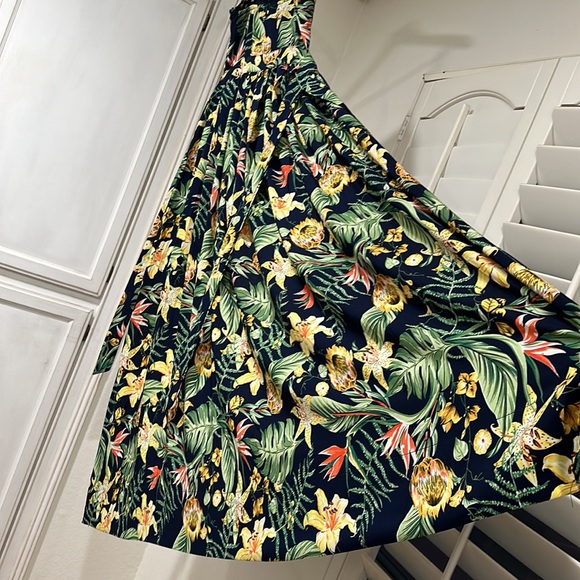 Floral print dress size small island/ jungle vibes - Picture 4 of 7